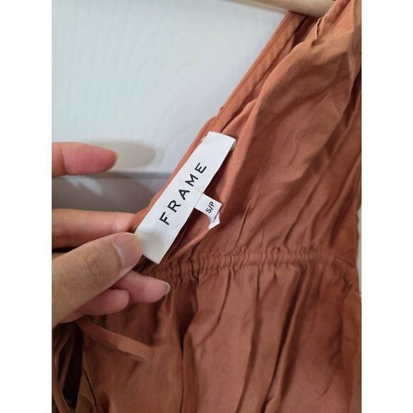 FRAME Cinched V-Neck Crinkled Midi Dress S - Picture 7 of 8